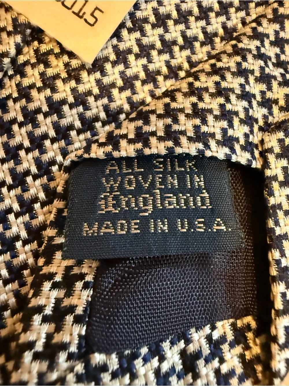 Jos. A. Bank Premier Collection Silk Tie England USA Houndstooth
